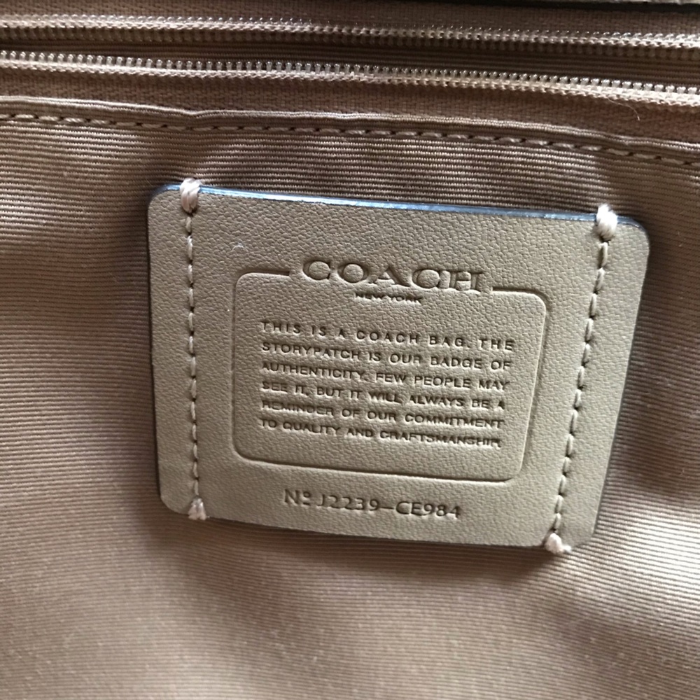 Coach Dempsey Carryall Bag Signature Jacquard With Stripe, Coach Patch CE984 - Picture 7 of 15